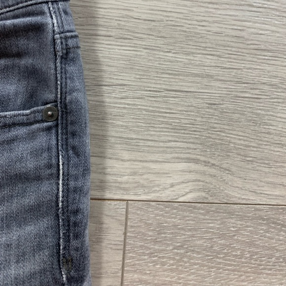 Madewell Grey 9” High Riser Skinny Skinny Jeans - Picture 10 of 16